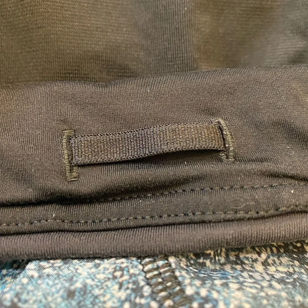 Lululemon Speed Up Short Women Size 2